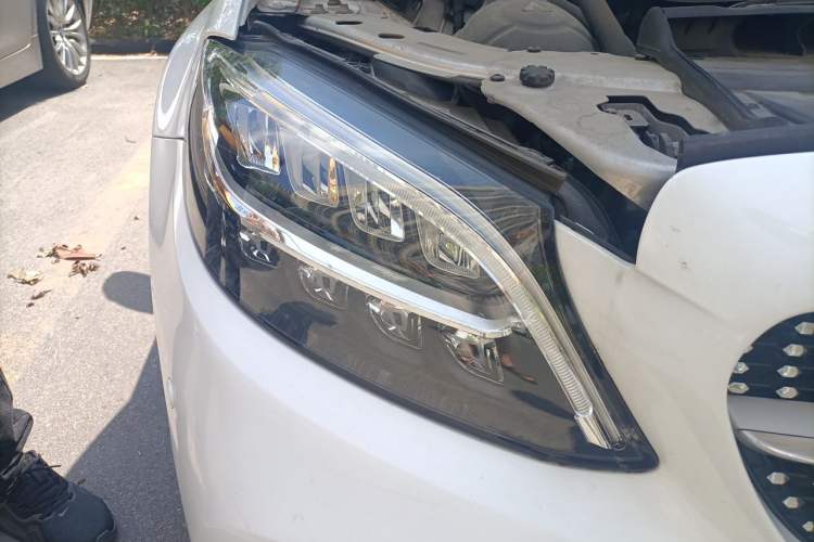 Used Mercedes-Benz C-Class 2019 Restyled C 260 L Sport Edition Right Front Headlight