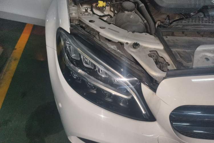 Used Mercedes-Benz C-Class 2019 C 260 Sport Edition Right Front Headlight
