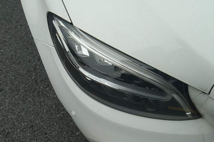 Used Mercedes-Benz C-Class 2019 C 260 Estate Right Front Headlight