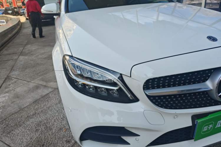 Used Mercedes-Benz C-Class 2019 C 180 L Fashion Edition Sport Version Right Front Headlight
