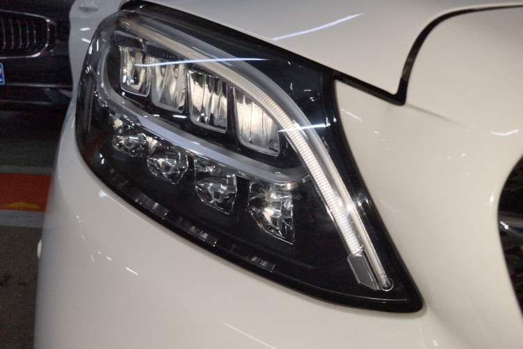 Used Mercedes-Benz C-Class 2019 C 260 Sport Edition Right Front Headlight
