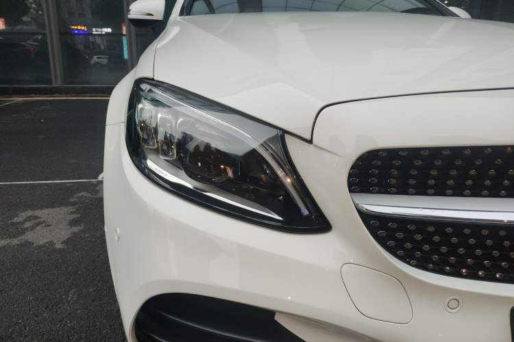 Used Mercedes-Benz C-Class 2019 C 260 4MATIC Coupe Right Front Headlight