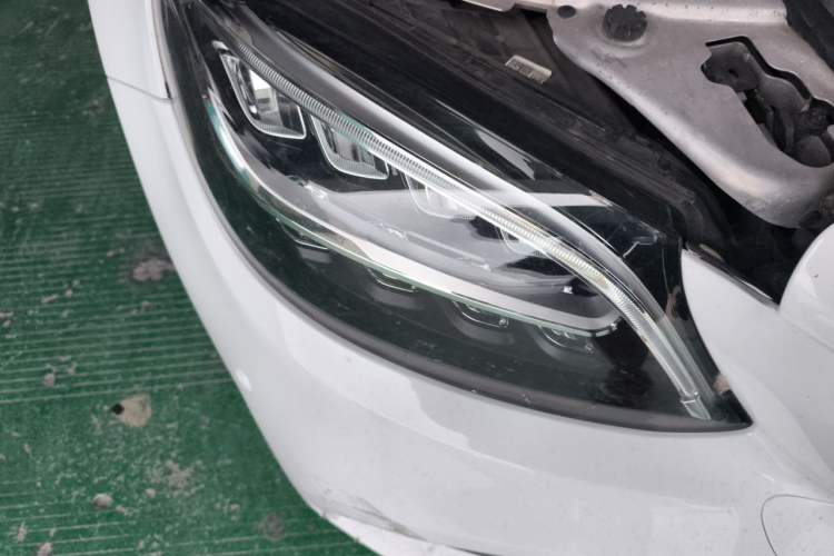 Used Mercedes-Benz C-Class 2019 Restyled C 260 L Sport Edition Right Front Headlight