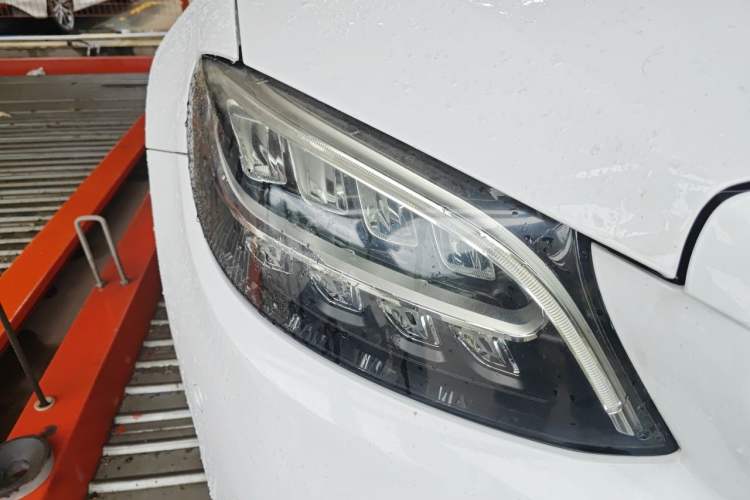 Used Mercedes-Benz C-Class 2019 C 180 L Fashion Edition Sport Version Right Front Headlight