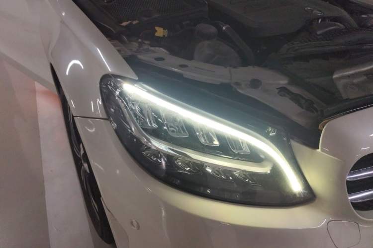 Used Mercedes-Benz C-Class 2019 C 260 Sport Edition Right Front Headlight