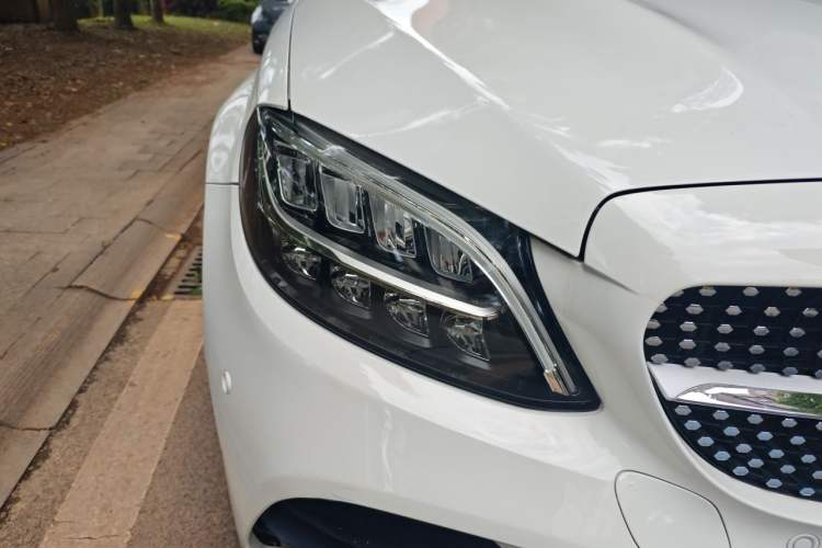 Used Mercedes-Benz C-Class 2019 C 260 Sport Edition Right Front Headlight