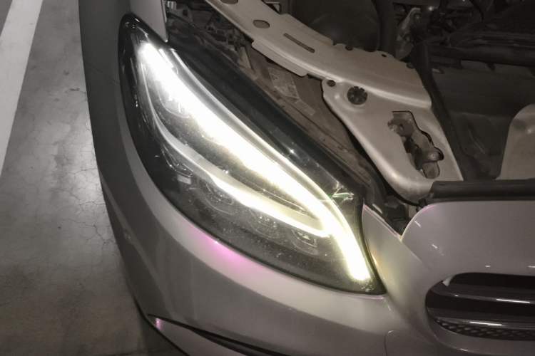 Used Mercedes-Benz C-Class 2019 C 260 Sport Edition Right Front Headlight