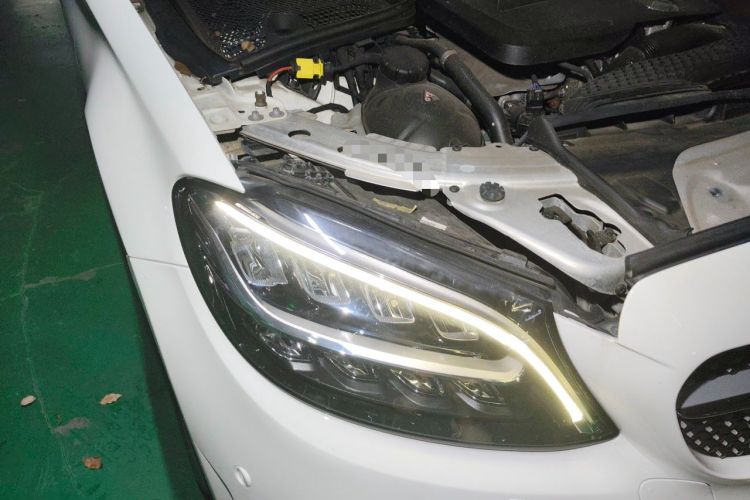 Used Mercedes-Benz C-Class 2019 C 260 L Sport Edition Right Front Headlight
