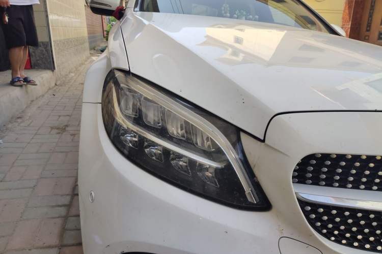 Used Mercedes-Benz C-Class 2019 C 180 L Fashion Edition Sport Version Right Front Headlight