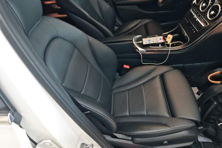 Used Mercedes-Benz C-Class 2019 C 180 L Fashion Edition Sport Version Right Front Seat