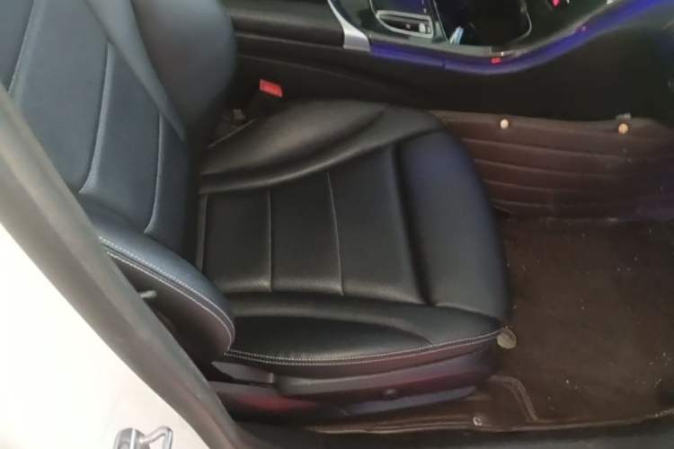 Used Mercedes-Benz C-Class 2019 C 260 L Sport Edition Right Front Seat