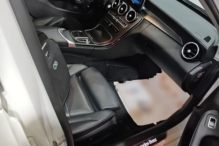 Used Mercedes-Benz C-Class 2019 Restyled C 260 L Sport Edition Right Front Seat