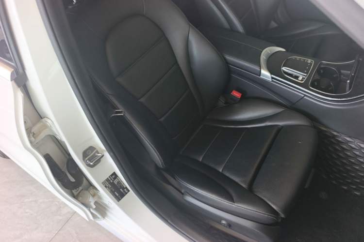 Used Mercedes-Benz C-Class 2019 Restyled C 260 L Sport Edition Right Front Seat