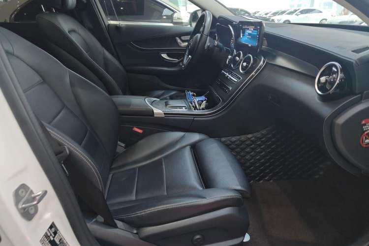 Used Mercedes-Benz C-Class 2019 Restyled C 260 L Sport Edition Right Front Seat