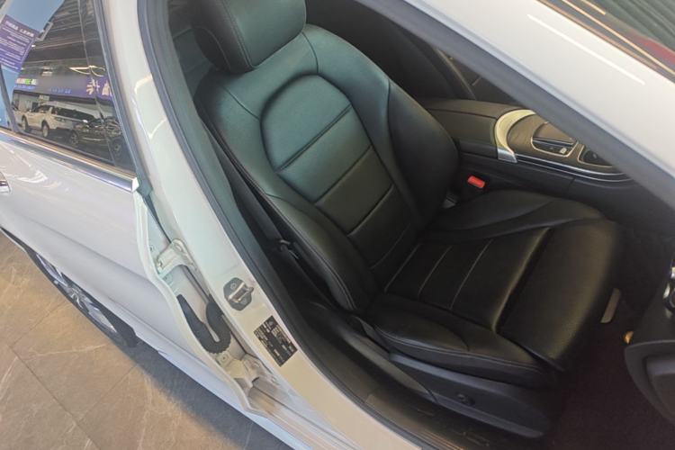 Used Mercedes-Benz C-Class 2019 C 180 L Fashion Edition Sport Version Right Front Seat