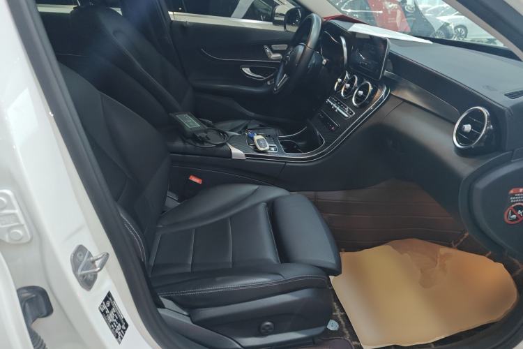 Used Mercedes-Benz C-Class 2019 C 260 L Sport Edition Right Front Seat