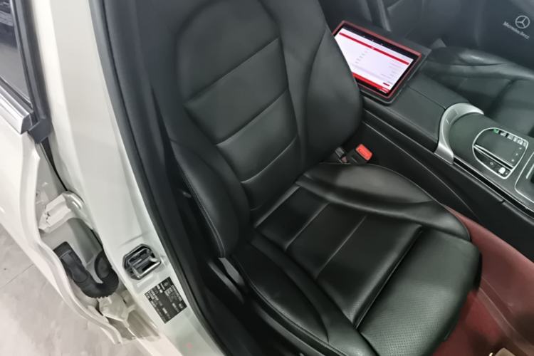 Used Mercedes-Benz C-Class 2019 C 180 L Fashion Edition Sport Version Right Front Seat