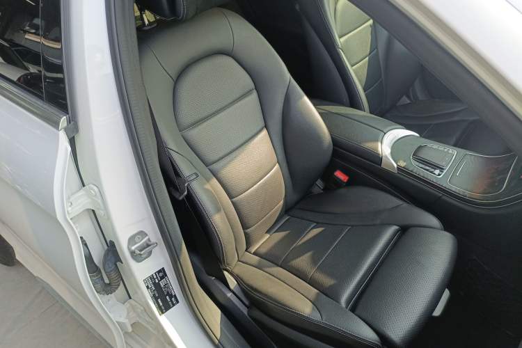 Used Mercedes-Benz C-Class 2019 C 260 L Sport Edition Right Front Seat