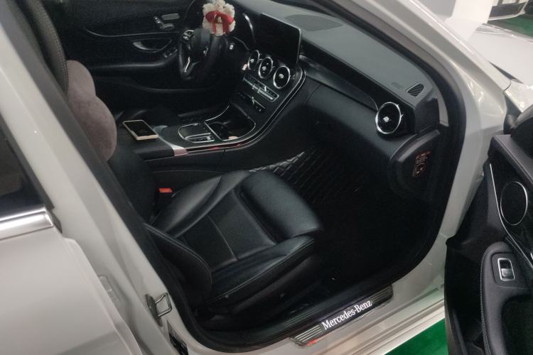 Used Mercedes-Benz C-Class 2019 Restyled C 260 L Sport Edition Right Front Seat