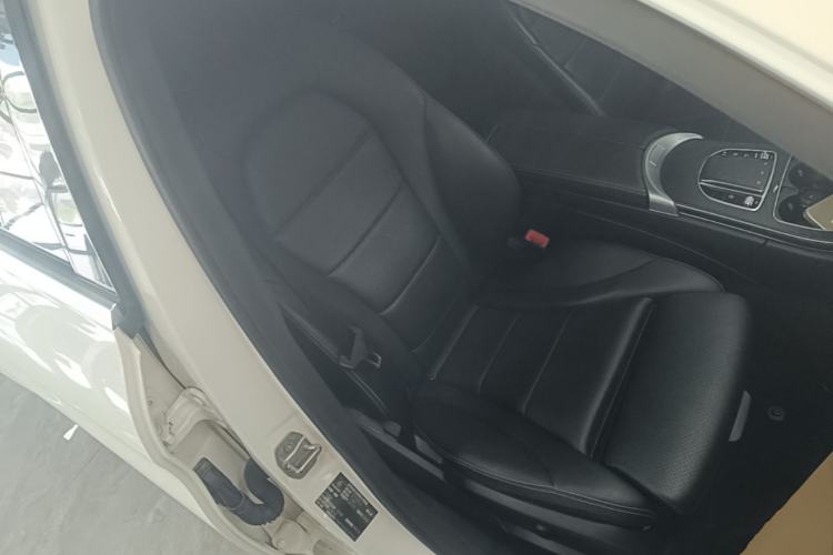 Used Mercedes-Benz C-Class 2019 Restyled C 260 L Sport Edition Right Front Seat