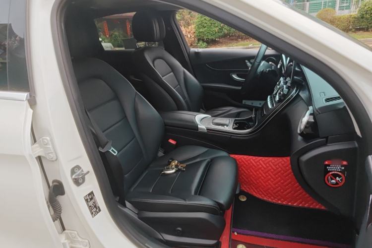 Used Mercedes-Benz C-Class 2019 C 260 L Sport Edition Right Front Seat