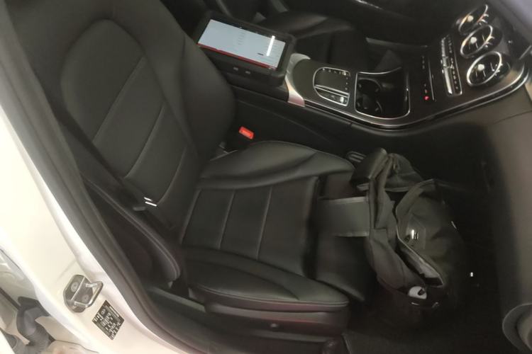 Used Mercedes-Benz C-Class 2019 C 180 L Fashion Edition Sport Version Right Front Seat