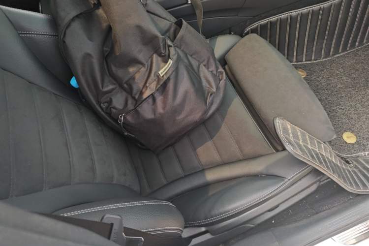 Used Mercedes-Benz C-Class 2019 C 260 Sport Edition Right Front Seat