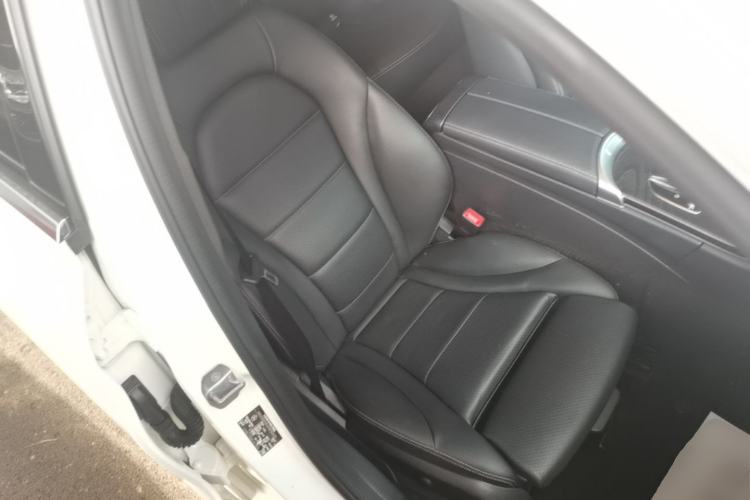 Used Mercedes-Benz C-Class 2019 C 260 L Sport Edition Right Front Seat