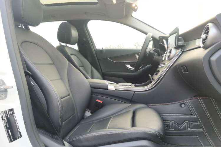 Used Mercedes-Benz C-Class 2019 C 180 Estate Right Front Seat