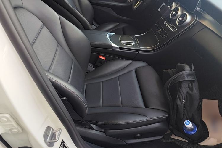 Used Mercedes-Benz C-Class 2019 C 260 Estate Right Front Seat