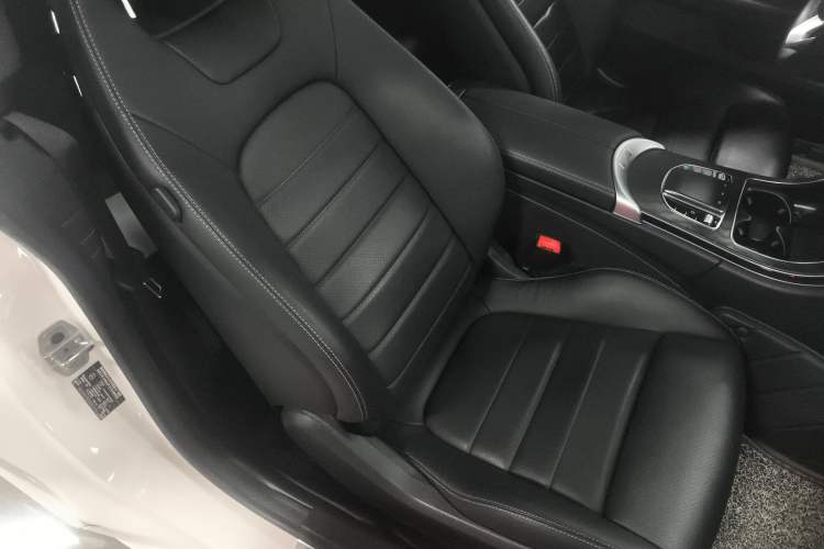 Used Mercedes-Benz C-Class 2019 C 260 Coupe Right Front Seat