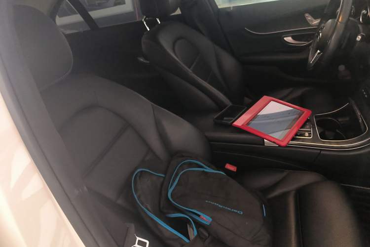 Used Mercedes-Benz C-Class 2019 C 180 L Fashion Edition Sport Version Right Front Seat