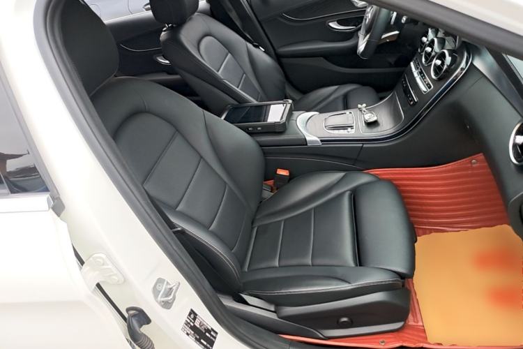 Used Mercedes-Benz C-Class 2019 C 180 L Fashion Edition Sport Version Right Front Seat
