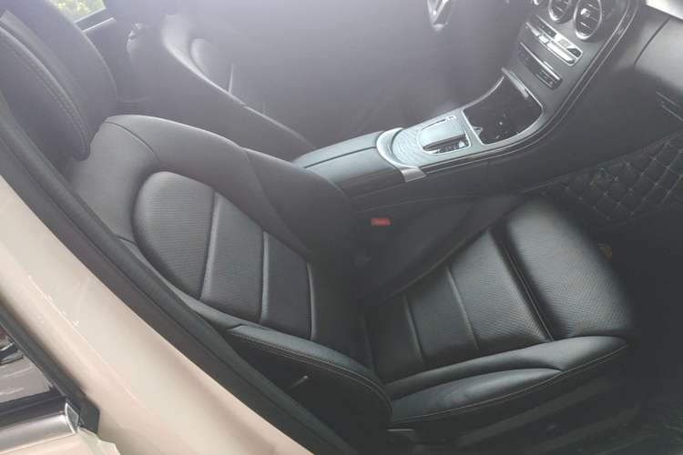 Used Mercedes-Benz C-Class 2019 C 260 L Sport Edition Right Front Seat