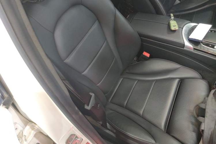 Used Mercedes-Benz C-Class 2019 Restyled C 260 L Sport Edition Right Front Seat