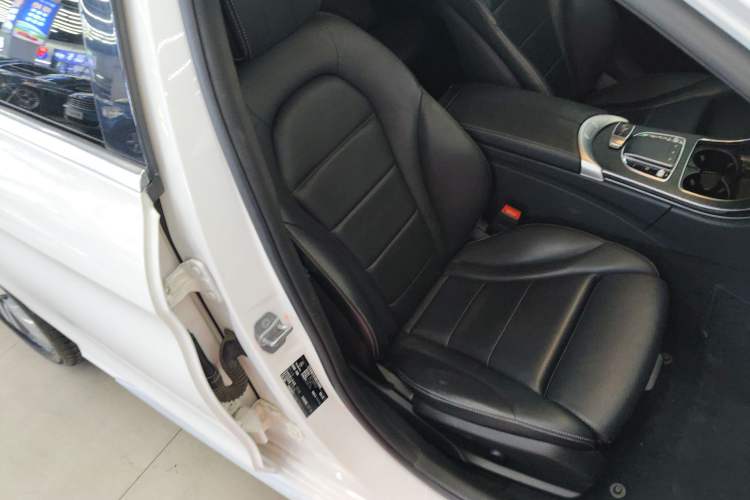 Used Mercedes-Benz C-Class 2019 Restyled C 260 L Sport Edition Right Front Seat