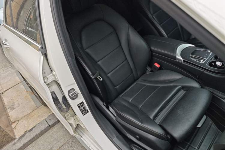 Used Mercedes-Benz C-Class 2019 C 260 L Sport Edition Right Front Seat