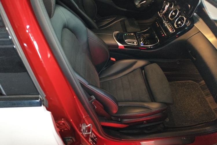 Used Mercedes-Benz C-Class 2019 C 260 Sport Edition Right Front Seat