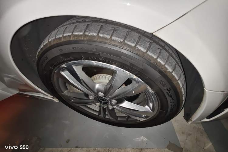 Used Mercedes-Benz C-Class 2019 C 180 L Fashion Edition Sport Version Right Front Wheel Hub