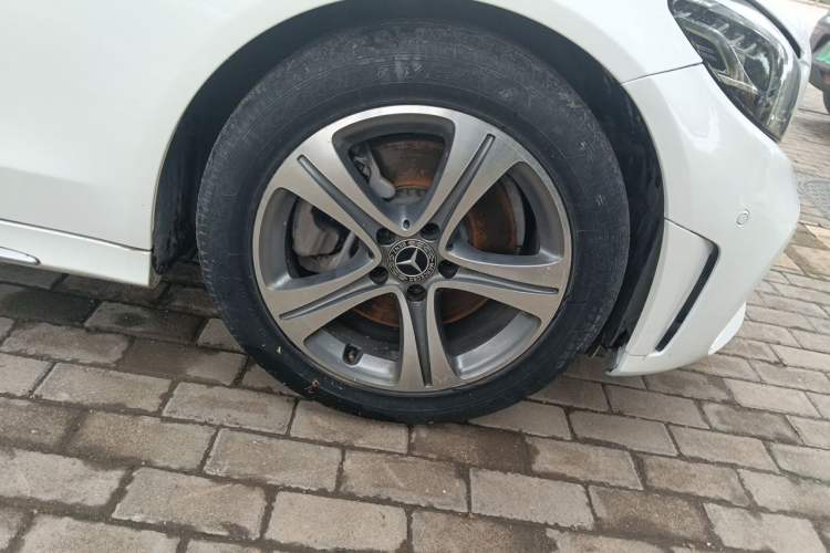 Used Mercedes-Benz C-Class 2019 C 260 L Sport Edition Right Front Wheel Hub