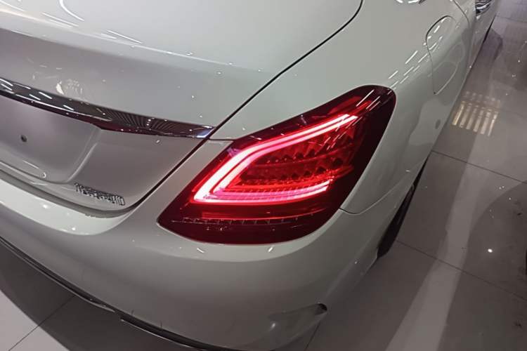 Used Mercedes-Benz C-Class 2019 C 180 L Dynamic Sports Edition Right Rear Taillight