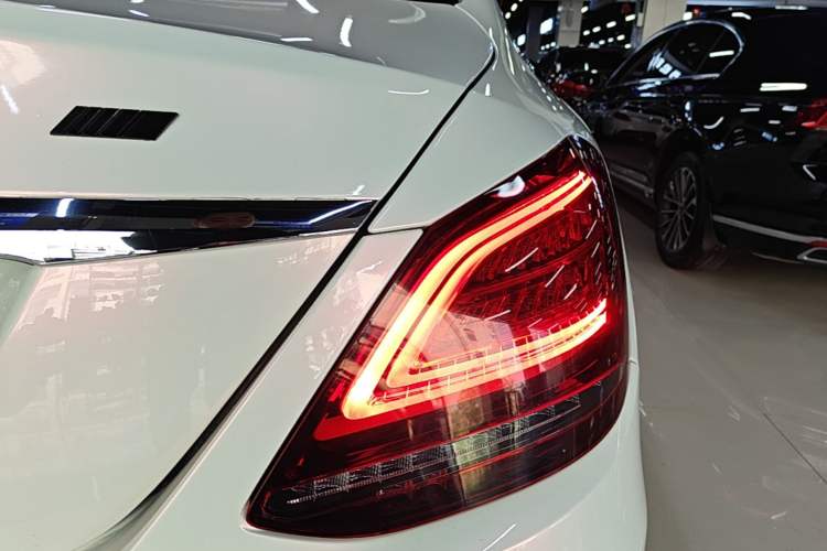 Used Mercedes-Benz C-Class 2019 Restyled C 260 L Sport Edition Right Rear Taillight