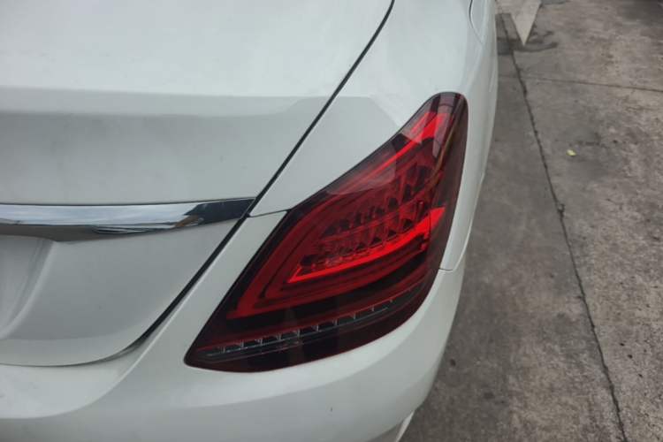 Used Mercedes-Benz C-Class 2019 Restyled C 260 L Sport Edition Right Rear Taillight