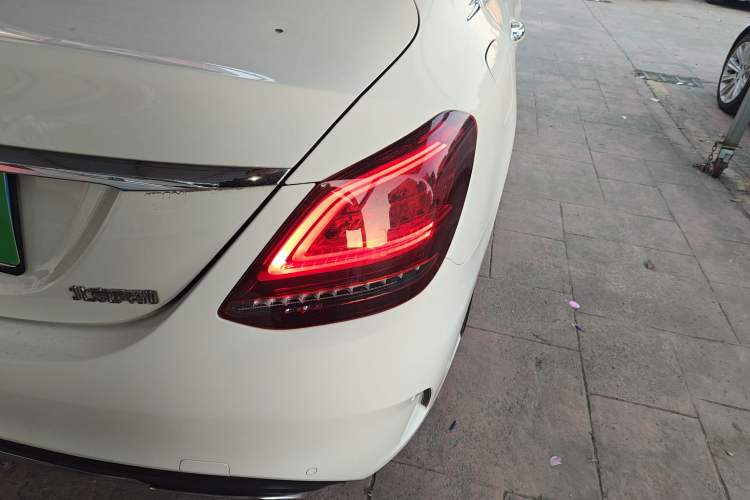 Used Mercedes-Benz C-Class 2019 C 180 L Fashion Edition Sport Version Right Rear Taillight