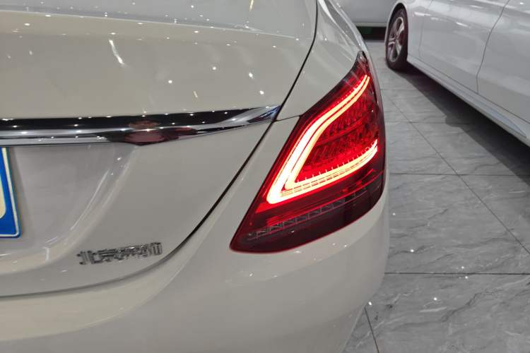 Used Mercedes-Benz C-Class 2019 C 260 L Sport Edition Right Rear Taillight