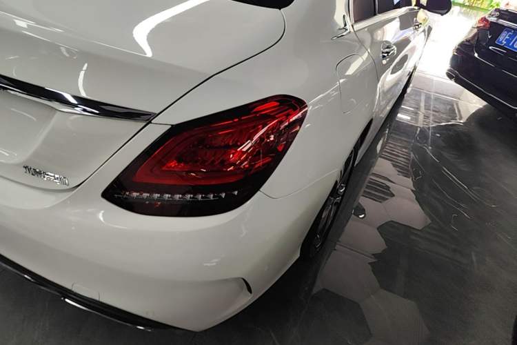 Used Mercedes-Benz C-Class 2019 Restyled C 260 L Sport Edition Right Rear Taillight