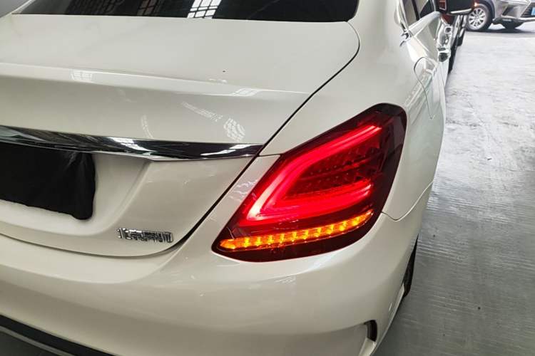 Used Mercedes-Benz C-Class 2019 C 260 L Sport Edition Right Rear Taillight