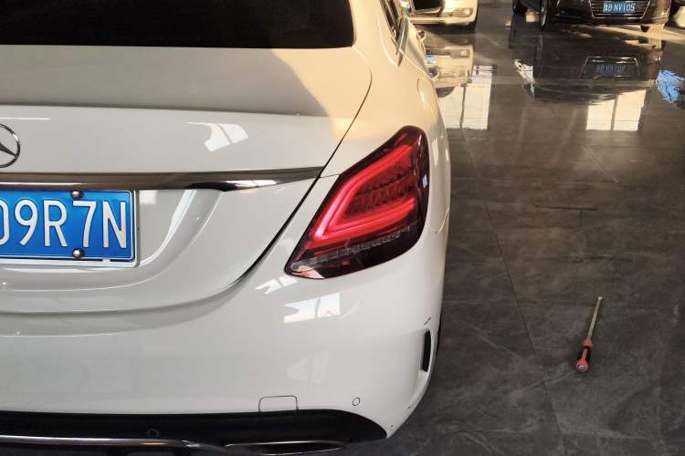 Used Mercedes-Benz C-Class 2019 Restyled C 260 L Sport Edition Right Rear Taillight
