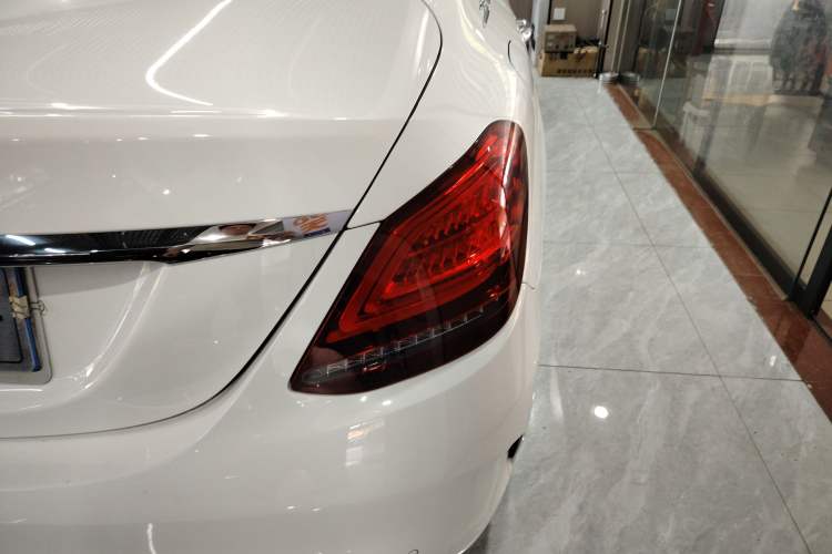 Used Mercedes-Benz C-Class 2019 Restyled C 260 L Sport Edition Right Rear Taillight