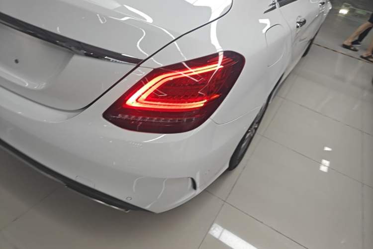 Used Mercedes-Benz C-Class 2019 C 180 L Fashion Edition Sport Version Right Rear Taillight